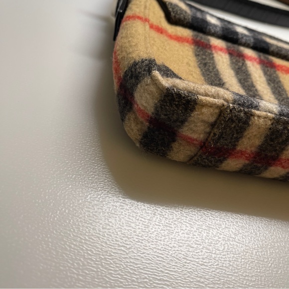 BURBERRYS Nova Check Blue Label Shoulder Bag Wool Beige handbag - Picture 3 of 11